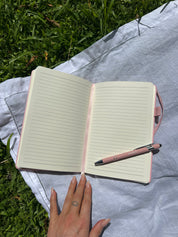 MODELS JOURNAL & PEN - Baby Pink